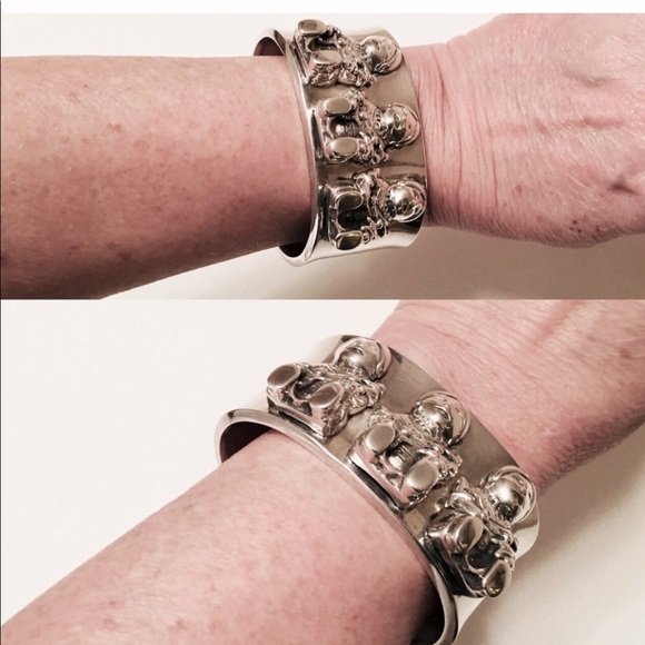 Carol Felley Wide Sterling Storyteller Cuff - Picture 7 of 8